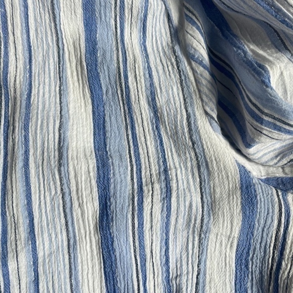 Chicos top blue white silver pinstripe size 1 or size 8/10 - Picture 7 of 9
